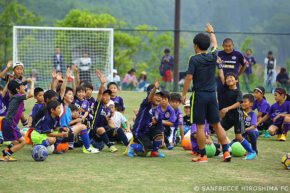 安芸高田市地域振興事業団　ふれあいサッカーフェスティバルの様子